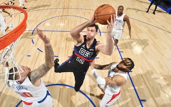 DETROIT, MI - FEBRUARY 2: Danilo Gallinari #12 of the Detroit Pistons goes to the basket during the game on February 2, 2024 at Little Caesars Arena in Detroit, Michigan. NOTE TO USER: User expressly acknowledges and agrees that, by downloading and/or using this photograph, User is consenting to the terms and conditions of the Getty Images License Agreement. Mandatory Copyright Notice: Copyright 2024 NBAE (Photo by Chris Schwegler/NBAE via Getty Images)