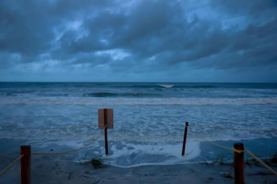 Florida, l’uragano Helene tocca terra: 3 morti | Sky TG24