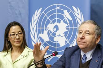 epa05807082 Jean Todt (R), United Nations Secretary General's Special Envoy for Road Safety and President of the Federation Internationale de l'Automobile (FIA), speaks next to Chinese-Malaysian actress Michelle Yeoh (L), United Nations Developement Programme (UNDP) Global Goodwill Ambassador, during a press conference about the winners of the Global Road Safety Film Festival 2017, at the European headquarters of the United Nations in Geneva, Switzerland, 21 February 2017.  EPA/SALVATORE DI NOLFI