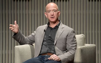 Jeff Bezos in lotta da anni con l'America Latina per dominio .amazon