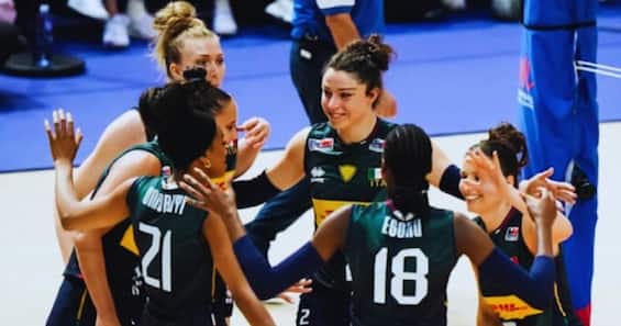 Volley, l'Italia di Velasco resta imbattuta: vince 3-2 contro il Giappone