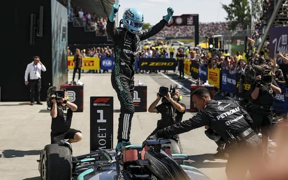 https://static.sky.it/editorialimages/1a13d29856c93382264463eaf8e1074f4964a6f0/skysport/it/motori/formula-1/video/2025/06/15/f1-gp-canada-piria-commento-video/russell-vittoria-ipa.jpg?im=Resize,width=565