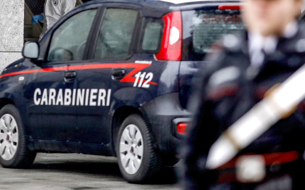 bimbo 8 anni trovato morto in casa corpo della madre recuperato in mare cosa sappiamo