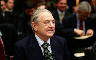 WASHINGTON - NOVEMBER 13:  Hedge fund manager George Soros, chairman of Soros Fund Management LLC, arrives before the House Oversight and Government Reform Committee November 13, 2008 in Washington, DC.  Soros testified on the topic of "The Regulation of Hedge Funds" during the hearing.  (Photo by Win McNamee/Getty Images)
