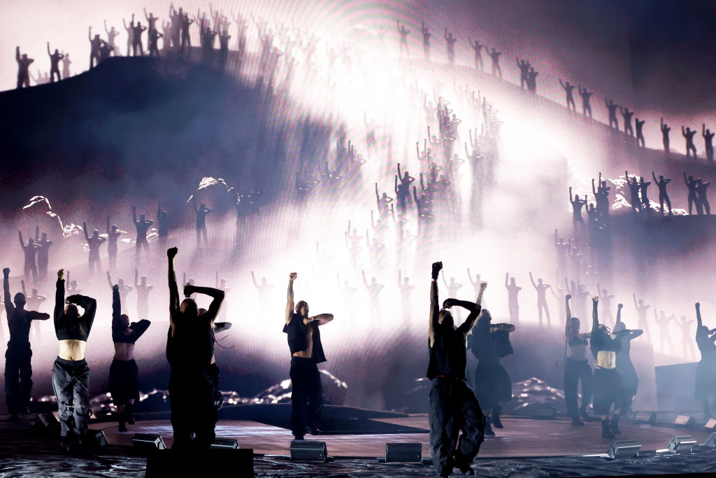 INDIO, CALIFORNIA - APRIL 19: (FOR EDITORIAL USE ONLY) Peso Pluma performs at the Coachella Stage during the 2024 Coachella Valley Music and Arts Festival at Empire Polo Club on April 19, 2024 in Indio, California. (Photo by Frazer Harrison/Getty Images for Coachella)