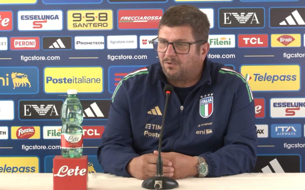 https://static.sky.it/editorialimages/1b3b74a8b248f142fdfc10a0d32c26f95366cb60/skysport/it/calcio/nazionale/video/2025/10/06/baldini-under-21-camarda-bartesaghi-palestra-1041611/baldini_jpg.jpg?im=Resize,width=1218