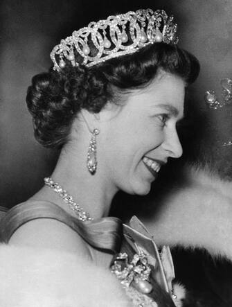QE II In The Netherlands 1958