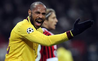 Il giocatore dell'Arsenal Thierry Henry durante la gara persa contro il Milan   questa sera, 15 febbraio 2012, allo stadio Giuseppe Meazza di Milano per l'andata degli ottavi di Champions League.
MATTEO BAZZI / ANSA