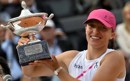 Tennis, Swiatek vince gli Internazionali femminili di Roma