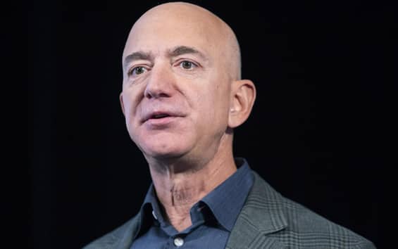Jeff Bezos, la storia del fondatore di Amazon. FOTO