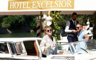 Susan Sarandon venezia VENICE, ITALY - SEPTEMBER 07: Susan Sarandon is seen at Hotel Excelsior during the 81st Venice International Film Festival on September 07, 2024 in Venice, Italy. (Photo by Matt Winkelmeyer/Getty Images)