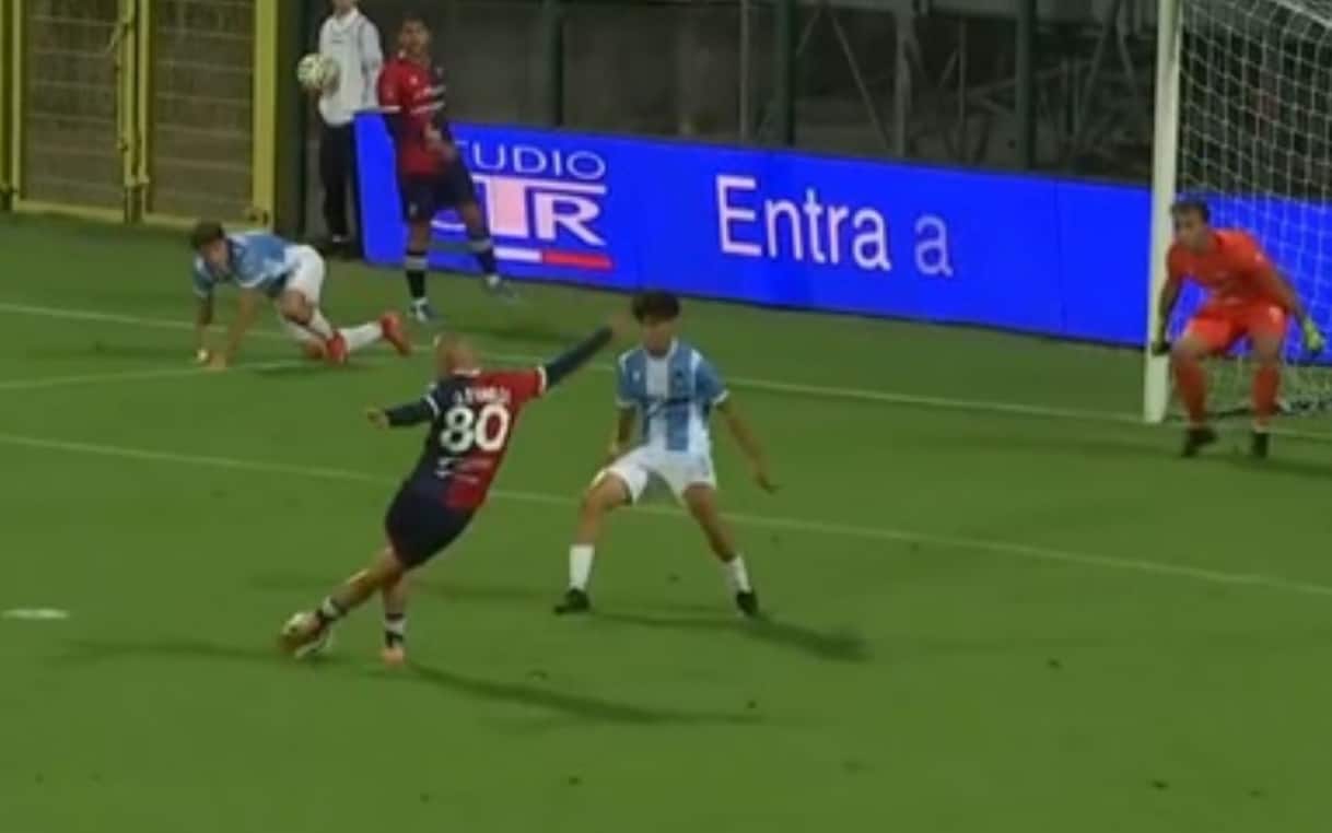https://static.sky.it/editorialimages/1ca340e6c576083faecdf40b0d48a0cc1e797f85/skysport/it/calcio/serie-c/video/2025/09/25/giana-erminio-virtus-verona-gol-rabona-bulevardi-1038674/rabona_bulevardi_ok.jpg?im=Resize,width=1218