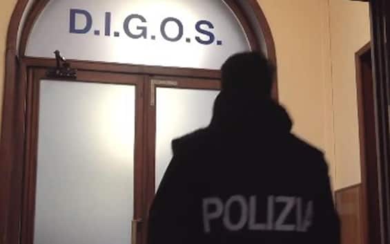 terrorismo 28enne affiliato all isis fermato a cosenza progettava un attentato