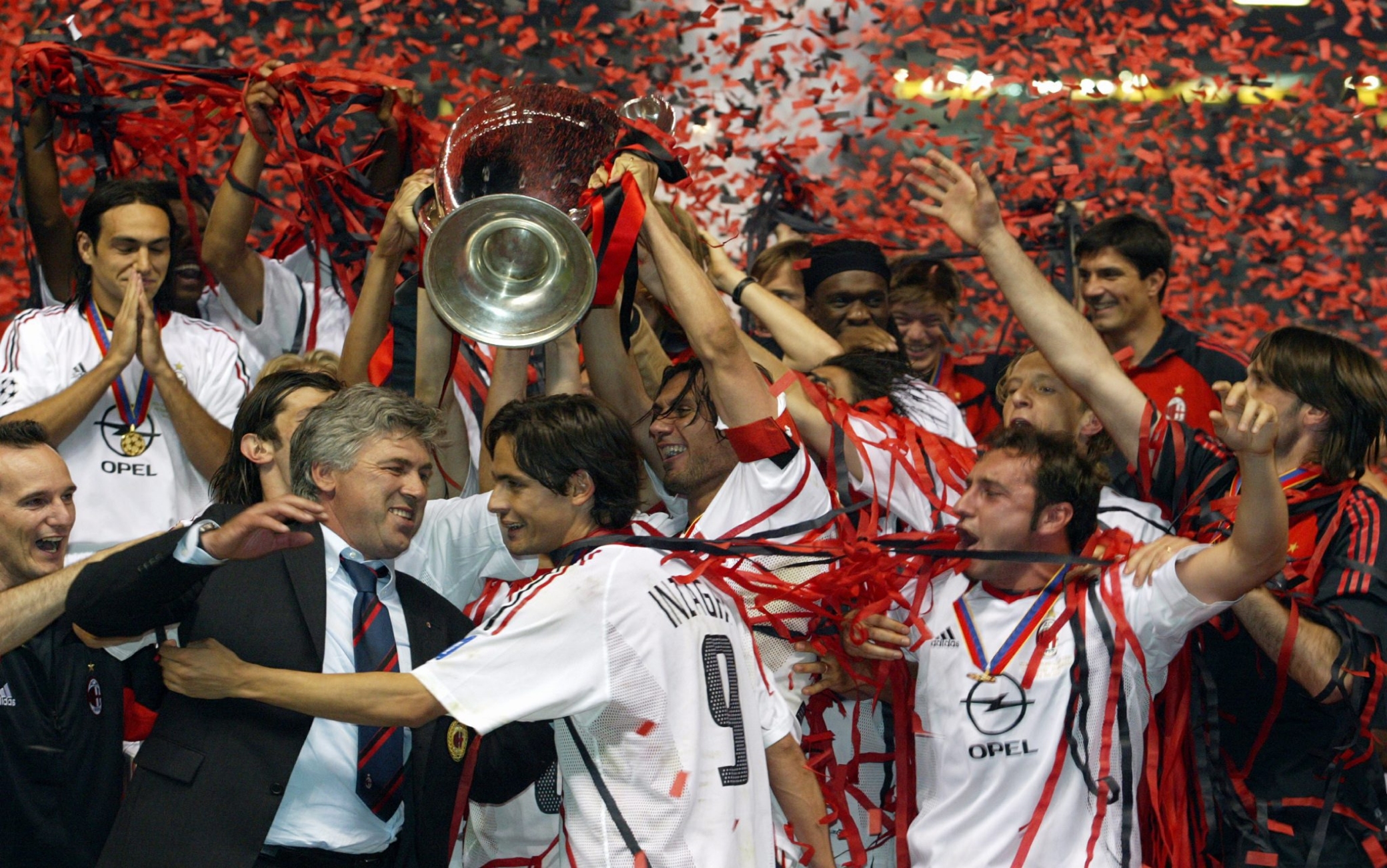 Carlo Ancelotti, chi è il tecnico del Real Madrid che ha vinto la