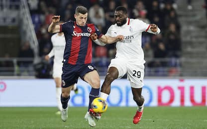 Bologna's Remo Freuler (L) and Milan's  Youssouf Fofana (R)  in action during the Italian Serie A soccer match Bologna FC vs AC Milan at Renato Dall'Ara stadium in Bologna, Italy, 27 February 2025. ANSA /ELISABETTA BARACCHI
