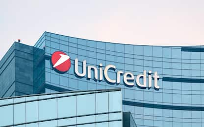 Unicredit compra il 4,5% di Commerzbank: investimento da 702 milioni