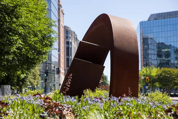 Downtown DC Giant Art Sculptures - Jason Dixson Photography