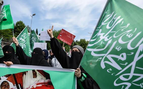 Palermo, fermate due persone per terrorismo e inneggiamento al jihad Palermo, fermate due persone per terrorismo e inneggiamento al jihad