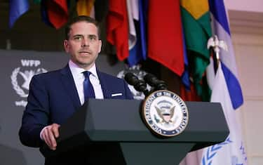 WASHINGTON, DC - APRIL 12:  World Food Program USA Board Chairman Hunter Biden speaks at the World Food Program USA's Annual McGovern-Dole Leadership Award Ceremony at Organization of American States on April 12, 2016 in Washington, DC.  (Photo by Paul Morigi/Getty Images for World Food Program USA)