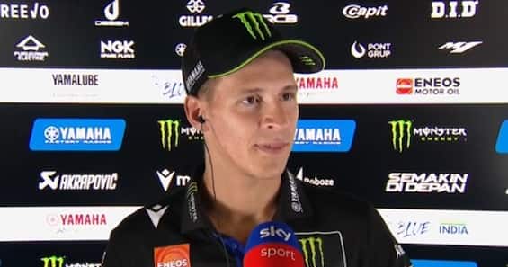 https://static.sky.it/editorialimages/1f36776c5e19b2c1bb6bffee51b6f58ae65d0d0b/skysport/it/motori/motogp/video/2025/06/27/quartararo-prove-libere-gp-olanda-assen-intervista/motogp_quartararo_intervista_og.jpg?im=Resize,width=565