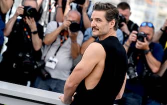 02-pedro-pascal-look-getty - 1