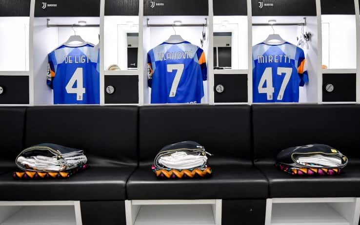 miretti maglia spogliatoio juve