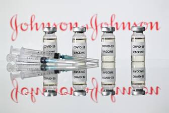 FILES-US-HEALTH-VIRUS-VACCINE-J&J