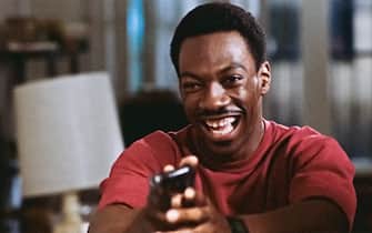 USA. Eddie Murphy in a scene from the ©Paramount Pictures movie: Beverly Hills Cop (1984).
Plot: A freewheeling Detroit cop - Axel Foley , pursuing a murder investigation finds himself dealing with the very different culture of Beverly Hills. 
Ref:  LMK110-J6744-170820
Supplied by LMKMEDIA. Editorial Only.
Landmark Media is not the copyright owner of these Film or TV stills but provides a service only for recognised Media outlets. pictures@lmkmedia.com