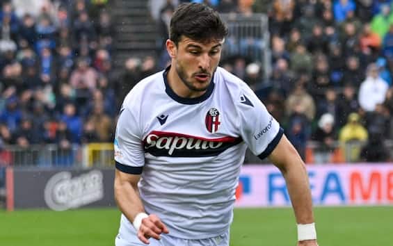 https://static.sky.it/editorialimages/1ffe4b5834a2d305148ace339980c8cdd0f6b521/skysport/it/calcio/calciomercato/video/2025/06/25/orsolini-al-qadsiah-calciomercato-news/ansa_orsolini_bologna.jpg?im=Resize,width=565