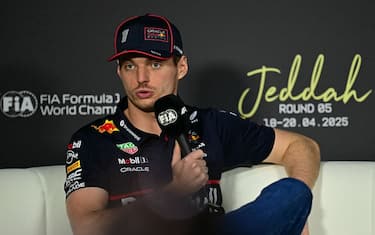 Verstappen: "Io penso solo a guidare"