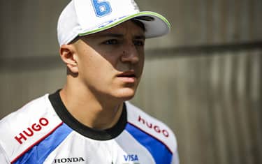 SETTIMA FILA - 13) ISACK HADJAR (RB Team) 