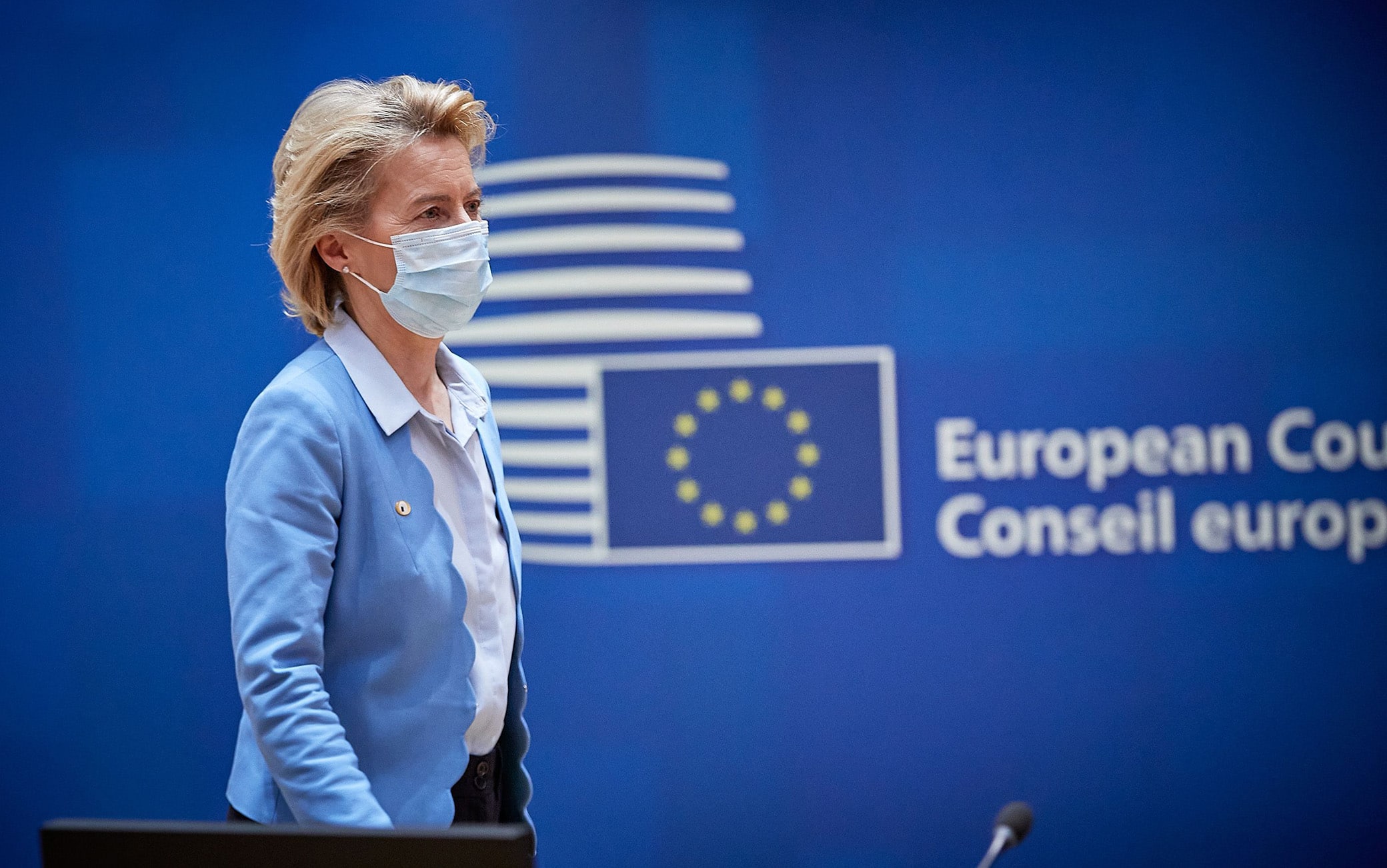 (200721) -- BRUSSELS, July 21, 2020 (Xinhua) -- European Commission President Ursula von der Leyen arrives for a special EU summit in Brussels, Belgium, July 20, 2020. Leaders of the European Union (EU) reached a landmark deal on Tuesday after four days of intensive negotiations over a budget for the next seven years and a massive recovery fund amid the COVID-19 pandemic. (European Union/Handout via Xinhua) -  -//CHINENOUVELLE_CHIN012820/2007211008/Credit:CHINE NOUVELLE/SIPA/2007211009 (Brussels - 2020-07-20, CHINE NOUVELLE/SIPA / IPA) p.s. la foto e' utilizzabile nel rispetto del contesto in cui e' stata scattata, e senza intento diffamatorio del decoro delle persone rappresentate