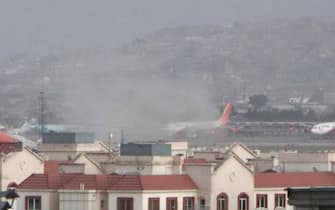 Kabul: attentato kamizake all'aeroporto