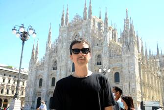 Flash Mob in Piazza Duomo degli artisti e dipendenti dello spettacolo