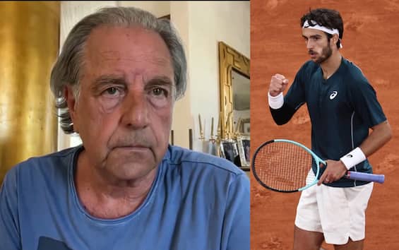 https://static.sky.it/editorialimages/2107685ce76136d684d31b47623a9d77b4cd3a7f/skysport/it/tennis/video/2025/06/06/bertolucci-musetti-roland-garros-commento-video/bertolucci_musetti.jpg?im=Resize,width=565