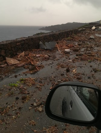 Le foto della tromba d'aria a Pantelleria