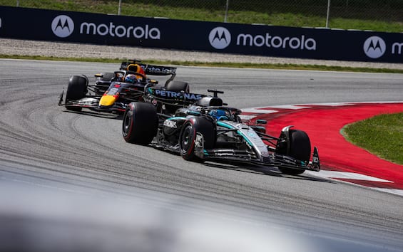 https://static.sky.it/editorialimages/2153c9181bcb19d940fc88041d4a2b4975db26d5/skysport/it/motori/formula-1/video/2025/06/15/f1-gp-canada-verstappen-russell-capelli-commento/verstappen_russell_ipa.jpg?im=Resize,width=565