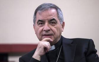 Mons. Angelo Becciu, sostituto della Segreteria di Stato vaticana, durante la presentazione "#OrdinaryHeroes", iniziativa internazionale basata sugli eroi di tutti i giorni, presso la Filmoteca Vaticana, Roma, 08 febbraio 2018. ANSA/ANGELO CARCONI