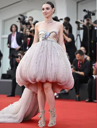 andreea-cristea-look-venezia-red-carpet-ipa - 1