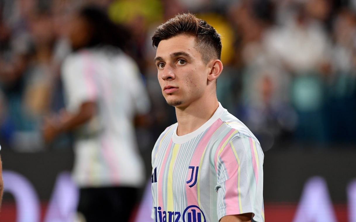 https://static.sky.it/editorialimages/23a1b237458de1e80eea43e9458c831b55261744/skysport/it/calcio/champions-league/video/2025/09/29/conceicao-bremer-thuram-juventus-villarreal-champions-league-1039587/conceicao_juventus_ipa.jpg?im=Resize,width=1218