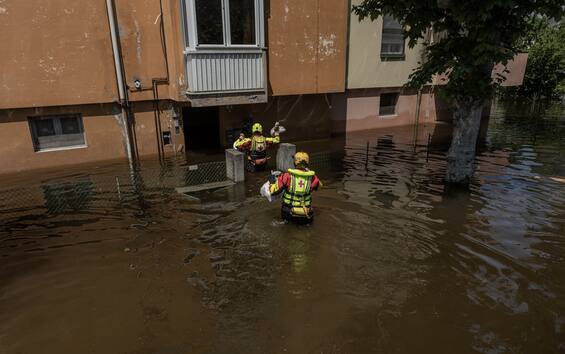 Alluvione Emilia Romagna, domani Meloni sorvola zone colpite con von ...