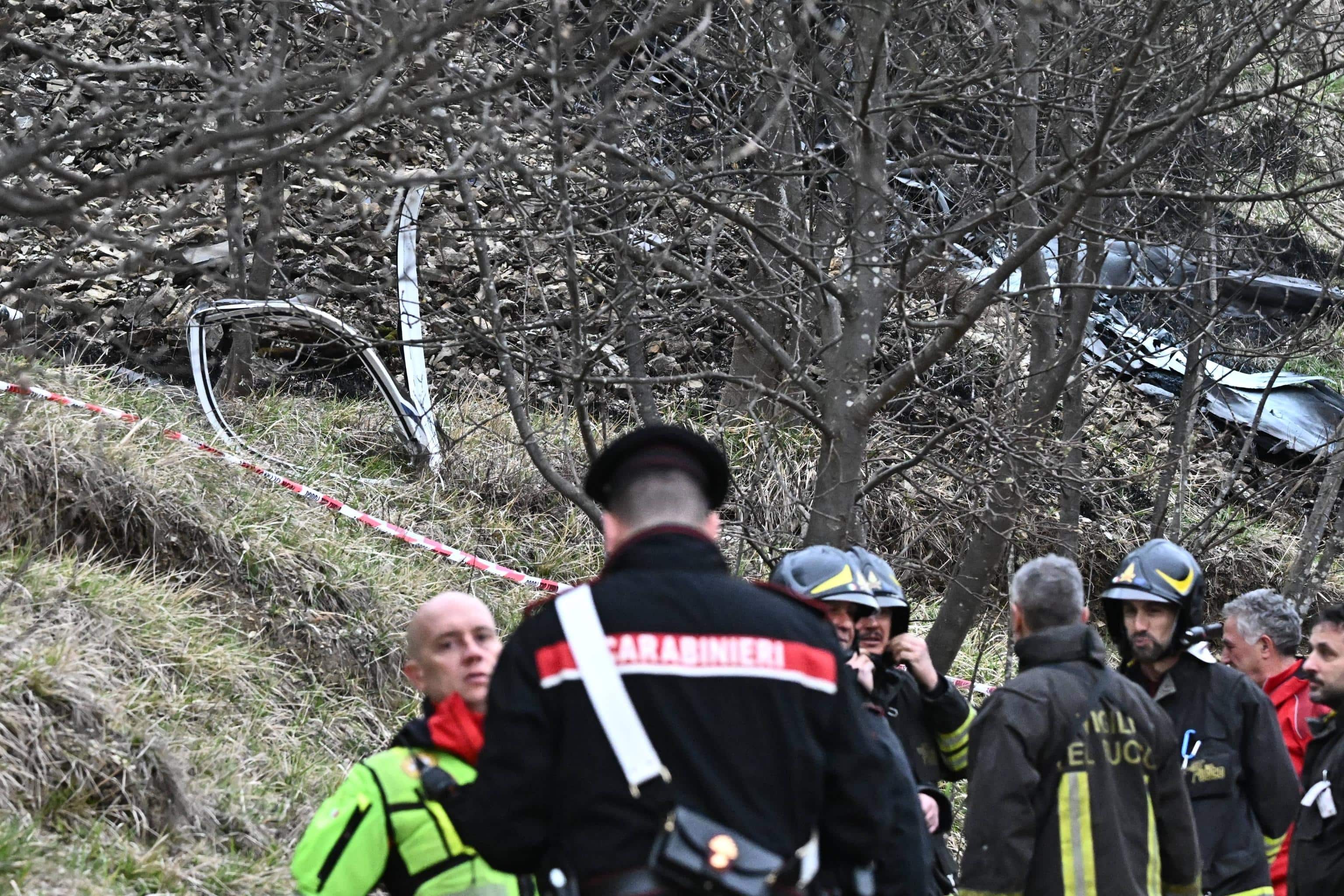 I resti dell'ultraleggero precipitato nel genovese I resti dell'ultraleggero caduto vicino a Isola del Cantone, Genova, 2 aprile 2025. ANSA/LUCA ZENNARO
