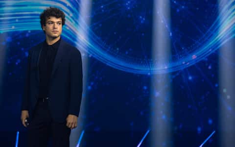 Leo Gassmann in una scena di Fuori la verità