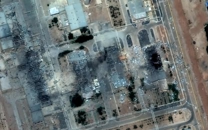 epa12191674 A handout satellite image made available by Maxar Technologies shows damage at the Isfahan nuclear technology center after US airstrikes, in Isfahan, Iran, 22 June 2025. The US Department of Defense announced on 22 June, that the US Central Command conducted overnight strikes against three nuclear facilities in Iran.  EPA/MAXAR TECHNOLOGIES HANDOUT -- MANDATORY CREDIT: SATELLITE IMAGE 2025 MAXAR TECHNOLOGIES -- THE WATERMARK MAY NOT BE REMOVED/CROPPED --HANDOUT EDITORIAL USE ONLY/NO SALES