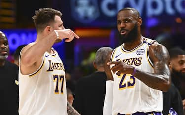 LOS ANGELES LAKERS