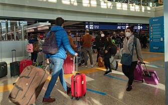 Natale: passeggeri in partenza oggi dall'aeroporto Leonardo Da Vinci di Fiumicino per le festività