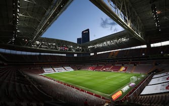 epa08500956 General view of empty stands prior to the Turkish Super League soccer match between Galatasaray vs Gaziantep FK at the Ali Sami Yen stadium in Istanbul, Turkey, 21 June 2020. The Turkish Super League resumes play after an almost three-month break due to the pandemic of the COVID-19 disease caused by the SARS-CoV-2 coronavirus.  EPA/SEDAT SUNA