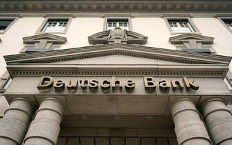 La differenza tra Deutsche Bank e Credit Suisse