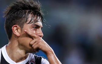 Juventus Paulo Dybala jubilates after scoring the 2-2 goal during the Italian Supercup final soccer match between Juventus FC vs SS Lazio at Olimpico stadium in Rome, Italy, 13 August 2017. ANSA/ANGELO CARCONI
