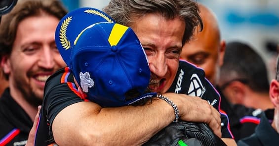 https://static.sky.it/editorialimages/2654841721efb317aaa3489d19ff926aeb103944/skysport/it/motori/motogp/video/2025/06/29/rivola-bezzecchi-gp-assen-olanda-intervista/og_rivola_bez_ig_aprilia.jpg?im=Resize,width=565